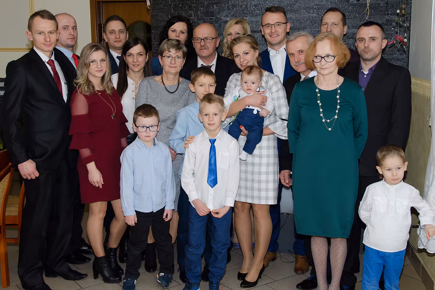 zdjęcia rodzinne z chrztu