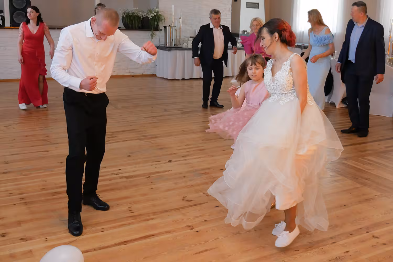 najlepszy fotograf ślubny Stawiszyn wolne daty